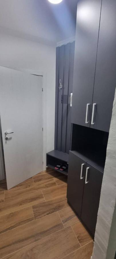 #2 Lovely Spacious 1-Bedroom Apart Tirana Eksteriør billede